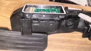 1K1 721 503 L. Разбор педали акселератора passat b6 1.8tsi (2008)