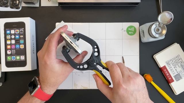 Замена АКБ 12/13 mini - Легко!!!? смотреть онлайн