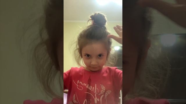 Миланка ВЛОГ / Учим Цвета по-Английски / Играем на Клавишах / #МиланаМаслова смотреть онлайн