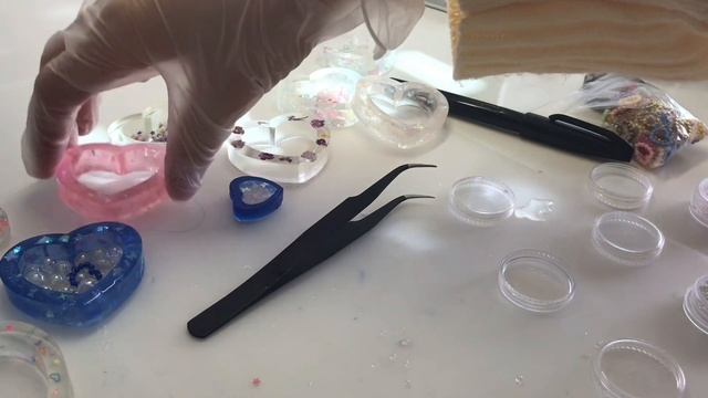 making resin heart shakers ? смотреть онлайн