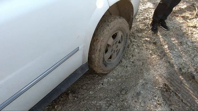 ОЧЕРЕДИ на ГРАНИЦЕ с АБХАЗИЕЙ ? Поездка в Новый Афон ? Заброшенный паровоз в горах #1 смотреть онлайн