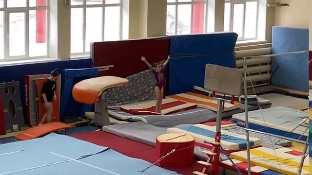 Чемпионат г. Чебоксары 23-25.03.2022г. Сергеева Злата 2 взр.р. смотреть онлайн