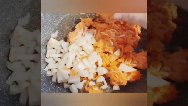 Тушеный минтай на подушке из моркови смотреть онлайн