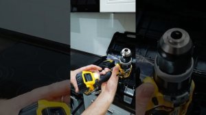 Dewalt dcd796p2. Стоящий аппарат для электриков.