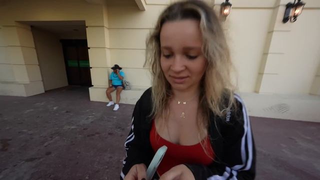 TRAVELING TO 100 COUNTRIES TO GAMBLE! (Episode 3, Belize) смотреть онлайн