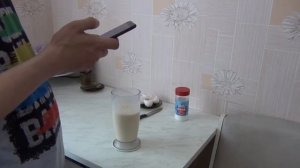 Шоу ХОЛОСТЯК & ЕДА Выпуск №9 Домашний сыр из Простокваши