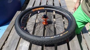 How To Fit A Cushcore Tyre Insert + Go Tubeless