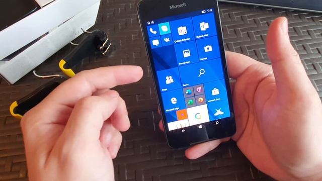 Microsoft Lumia 650| можно полноценно пользоваться в 2021? смотреть онлайн