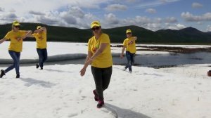 Флешмоб для детей летнего оздоровительного онлайн лагеря "Краски Лета".