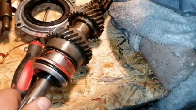 Trabant Getriebe selber machen Teil 1,Getriebe Trabant P50 /P60/601,Freilauf Trabant Getriebe смотреть онлайн