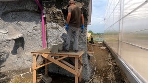 Оформление  забора  декоративная  штукатурка парк Еленовка.