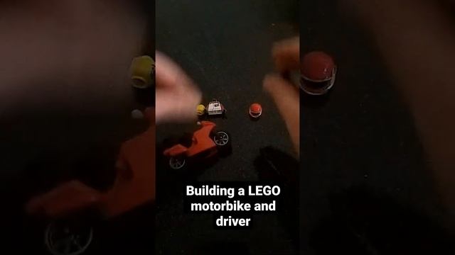 Building a LEGO Motorbike and driver if 15 seconds! | BrickBurger | смотреть онлайн
