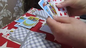Крестовый король среди Червовой и Бубновой!?