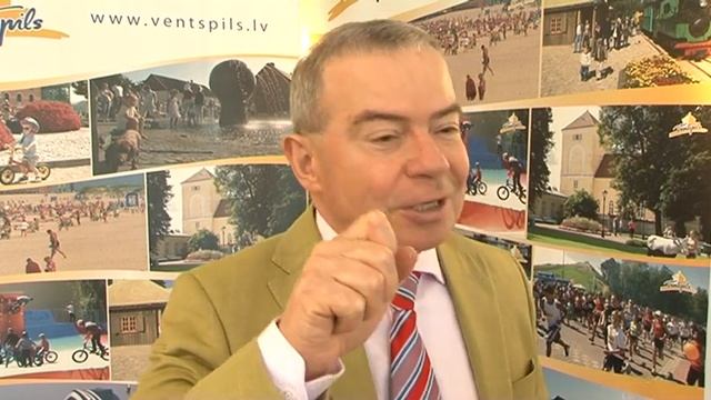 В Венстпилсе для наружного освещения установлены современные LED лампы смотреть онлайн