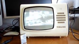 Портативный телевизор Сапфир 401-1 (СССР)