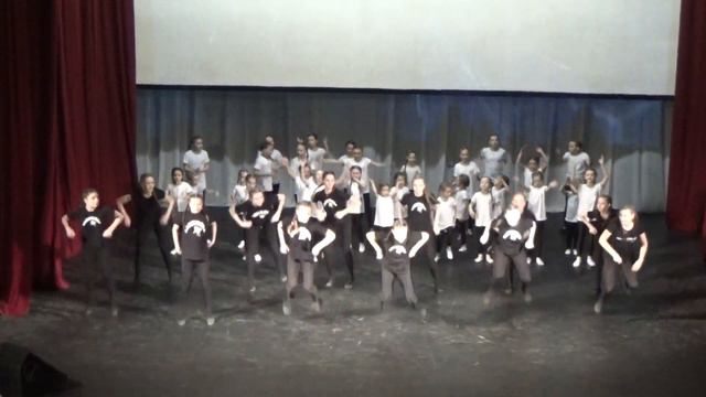 Общий выход участников смотреть онлайн