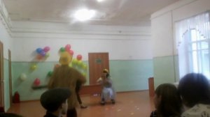 Сценка 8 класса. Осенний бал.