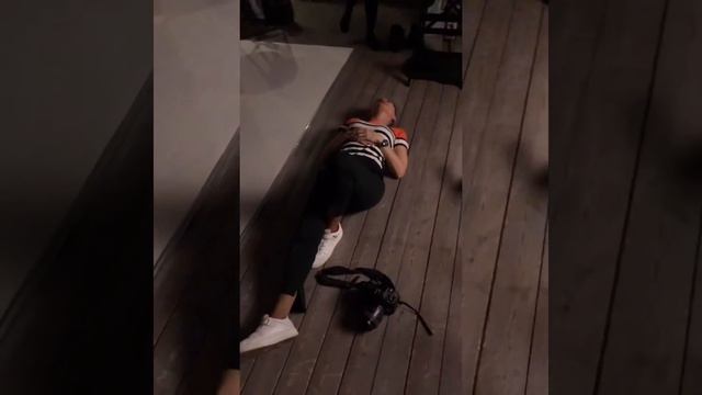 Как я работаю во время съемки беременности. смотреть онлайн