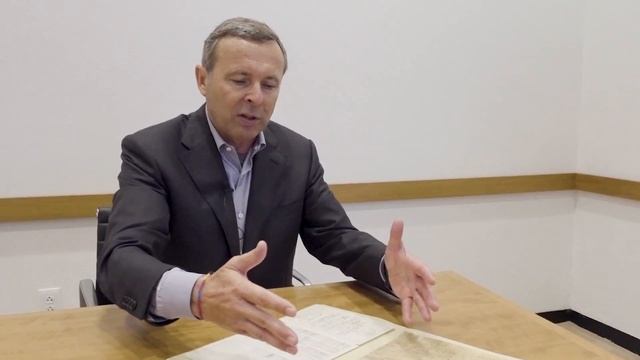 The centuries-old debt that's still paying interest смотреть онлайн