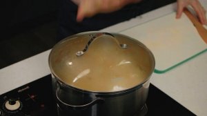 Фирменный рецепт солянки с томатами и колбасой от бренд шефа Елены Ландэ ?