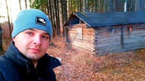 В ЛЕСНОЙ ИЗБЕ КАК ДОМА / Этой избе больше 30 лет / ОТ КУДА СТОЛЬКО МУСОРА? Распаковываем ИРП МЧС.