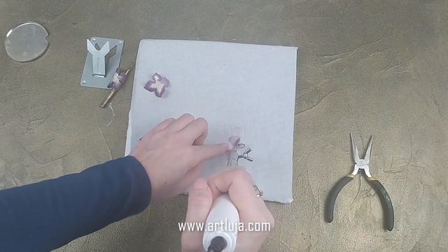 Работа с паяльником и продолжение обработки цветов гортензии. смотреть онлайн