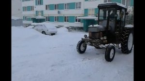 Трактор Т 28. Уборка снега