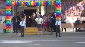 Таня Сережа Саша Ивановы песня первое сентября!