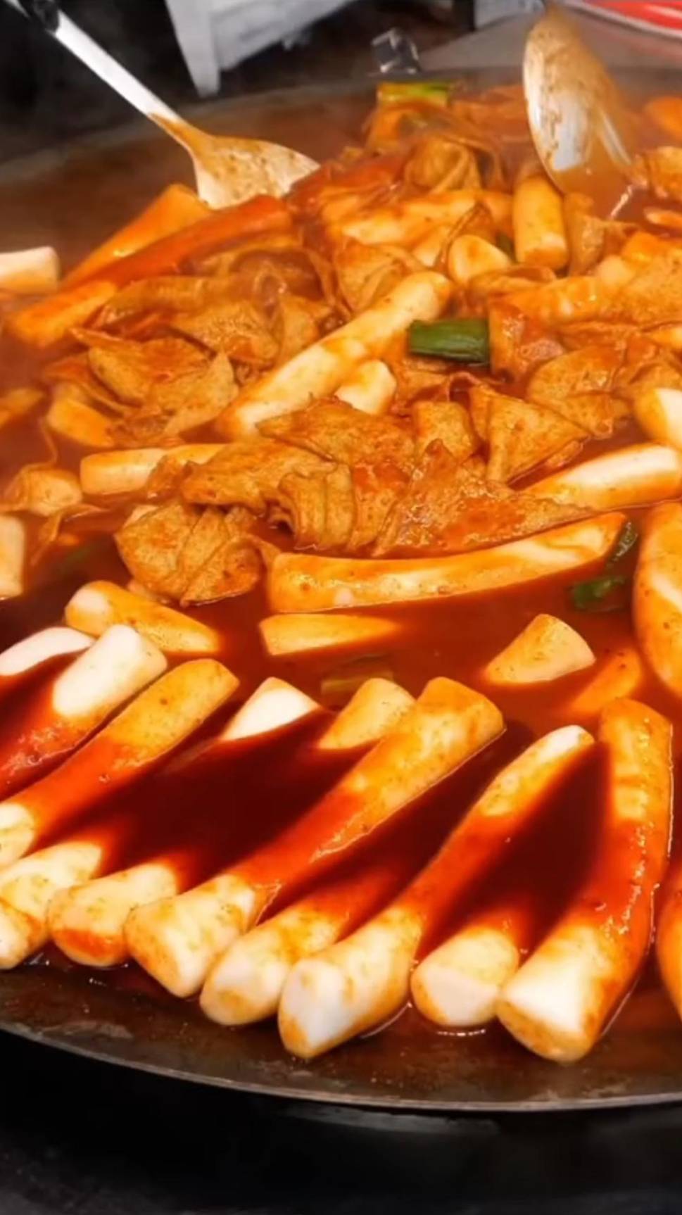 ТОКПОККИ с острым соусом #shorts #токпокки смотреть онлайн