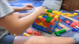Как построить домик из детского конструктора  / How to build a house from the designer / 如何从设计师盖房子