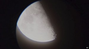 Луна в телескоп.