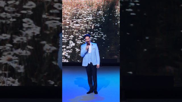 Евгений Балданов - "Скажите девушки, подружке вашей"