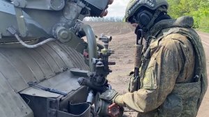 Расчеты РСЗО «Град» ЗВО уничтожили замаскированные позиции ВСУ в зоне СВО на Купянском направлении
