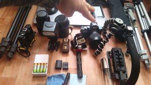 Что мы берем с собой на съемки фото и видео? Беглый обзор.