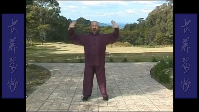 Wudang Longevity Qigong Part 1 - Tai Chi Hunyuan Zhuang Qigong - Simon Blow смотреть онлайн