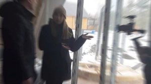 Треугольный дом с купелью в террасе, островным камином и панорамным остеклением за 2 млн. р.