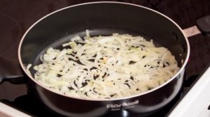 Камбала, тушеная в сметане