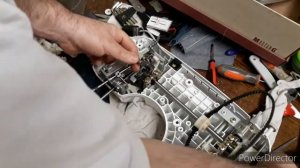 Brother Nähmaschine - Modell XL 2220 - Innere Teile einbauen - Teil 1- تركيب الهيكل الداخلي للماكين