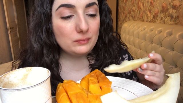 МУКБАНГ МАНГО? и ДЫНЯ/ОТВЕЧАЮ НА ВОПРОСЫ/ИТИНГ/ MUKBANG EATING SHOW/ MUKBANG MANGO? смотреть онлайн