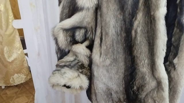 Перешив женской шубы из волка в мужскую. (1 видео) смотреть онлайн