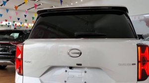 2023 GAC GS8 2.0T 4WD  Seats SUV White color.