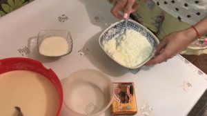 Блинчики (с творогом и без)Pancakes (with cottage cheese and without)