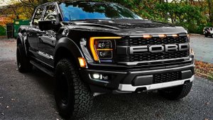 2023 Ford F-150 Raptor Black обзор Американского внедорожника. Интерьер и экстерьер.