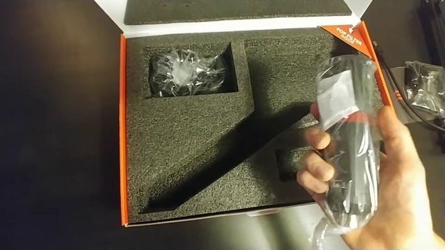 Unboxing i recenzja mikrofonu SPC Gear SM950 смотреть онлайн