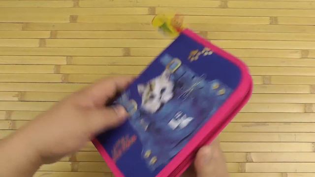 Распаковка Class Kitty LK 1 отделение 2 отворота пустой 99204 смотреть онлайн