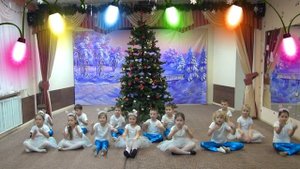 Игра с ускорением. У оленя дом большой. Ритмика для детей