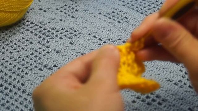 Рельефная шапочка- берет крючком 1 часть -Relief cap- takes Crochet (Шапка #36)