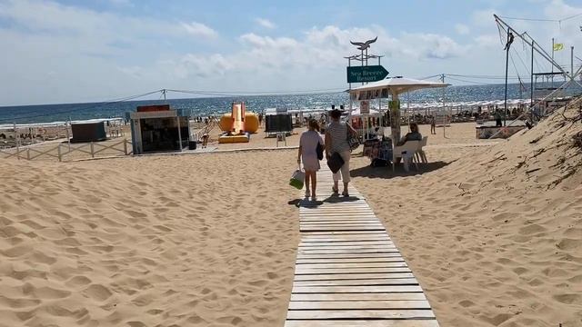 Пляж Кавказ в Анапе - народу немного, море теплейшее!