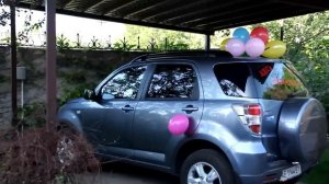 Хорошие подруги дарят машины!))))