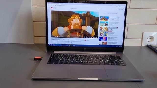 Ноутбук Xiaomi Mi Notebook Pro 15.6 JYU4034CN 15.6"/FullHD/i7 8550U/16GB/SSD 256GB/MX150 2GB/БУ смотреть онлайн